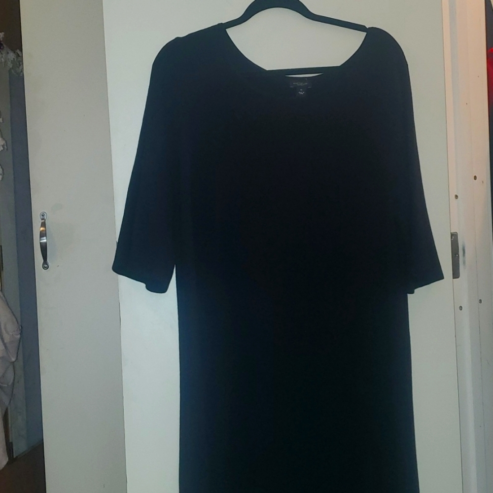 Ann Taylor black knee length dress